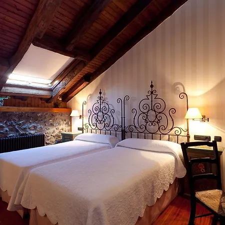 Hotel Antsotegi